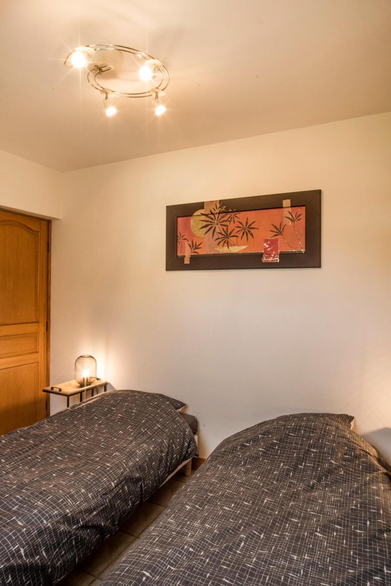 Maison De Ville Nlr - 6 Lits Simples - Bbq - Proche Gare - Grand Parking ノジャン・ル・ロトルー エクステリア 写真